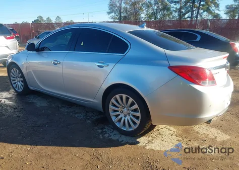 2013 Buick Regal Turbo - Premium 1 из США, поврежденный, VIN 2G4GS5EV6D9232801